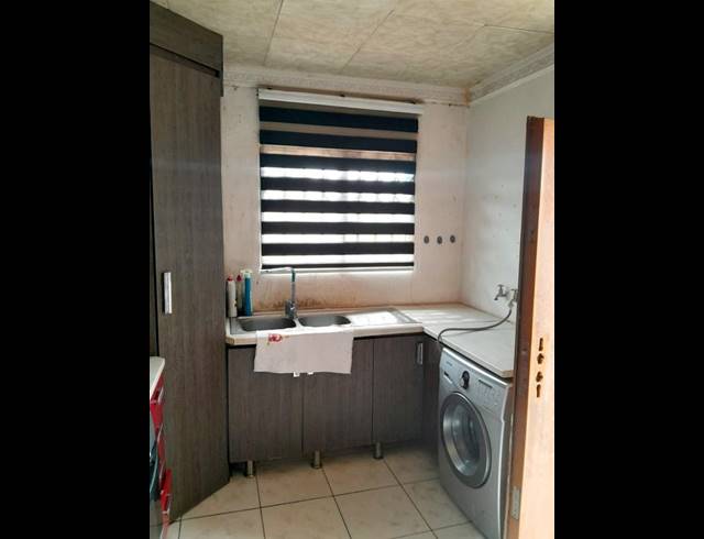 3 BEDROOM HOUSE FOR SALE IN GLEN RIDGE